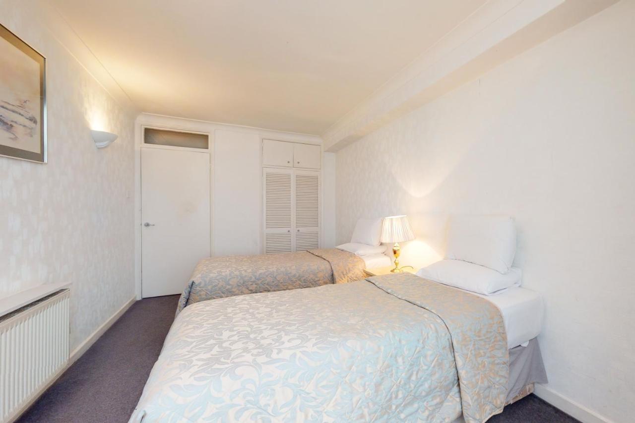 Hertford Court Лондон Экстерьер фото