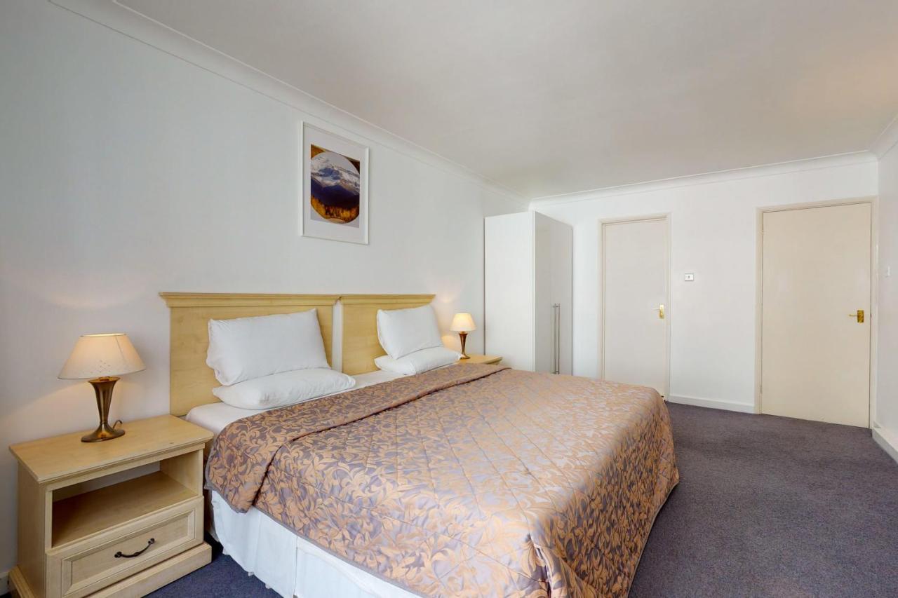 Hertford Court Лондон Экстерьер фото