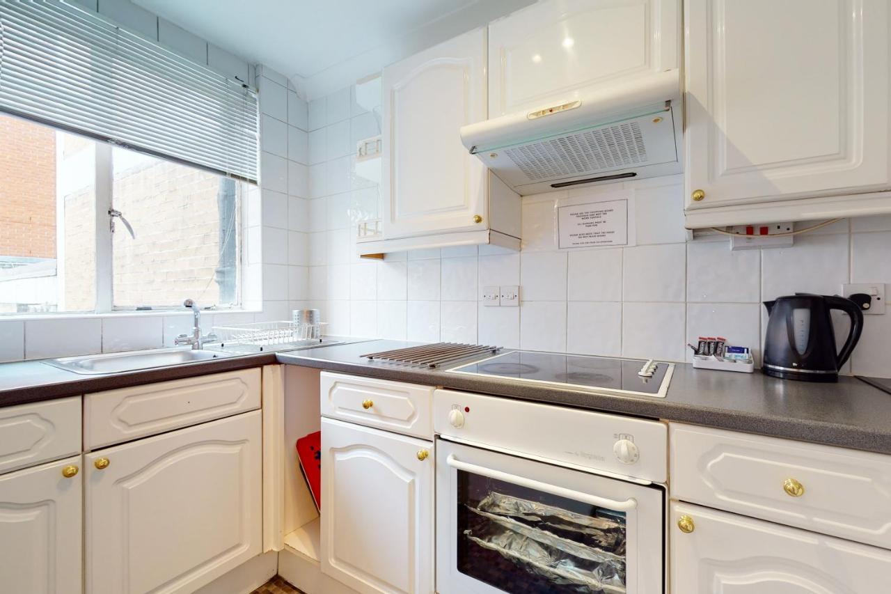 Hertford Court Лондон Экстерьер фото