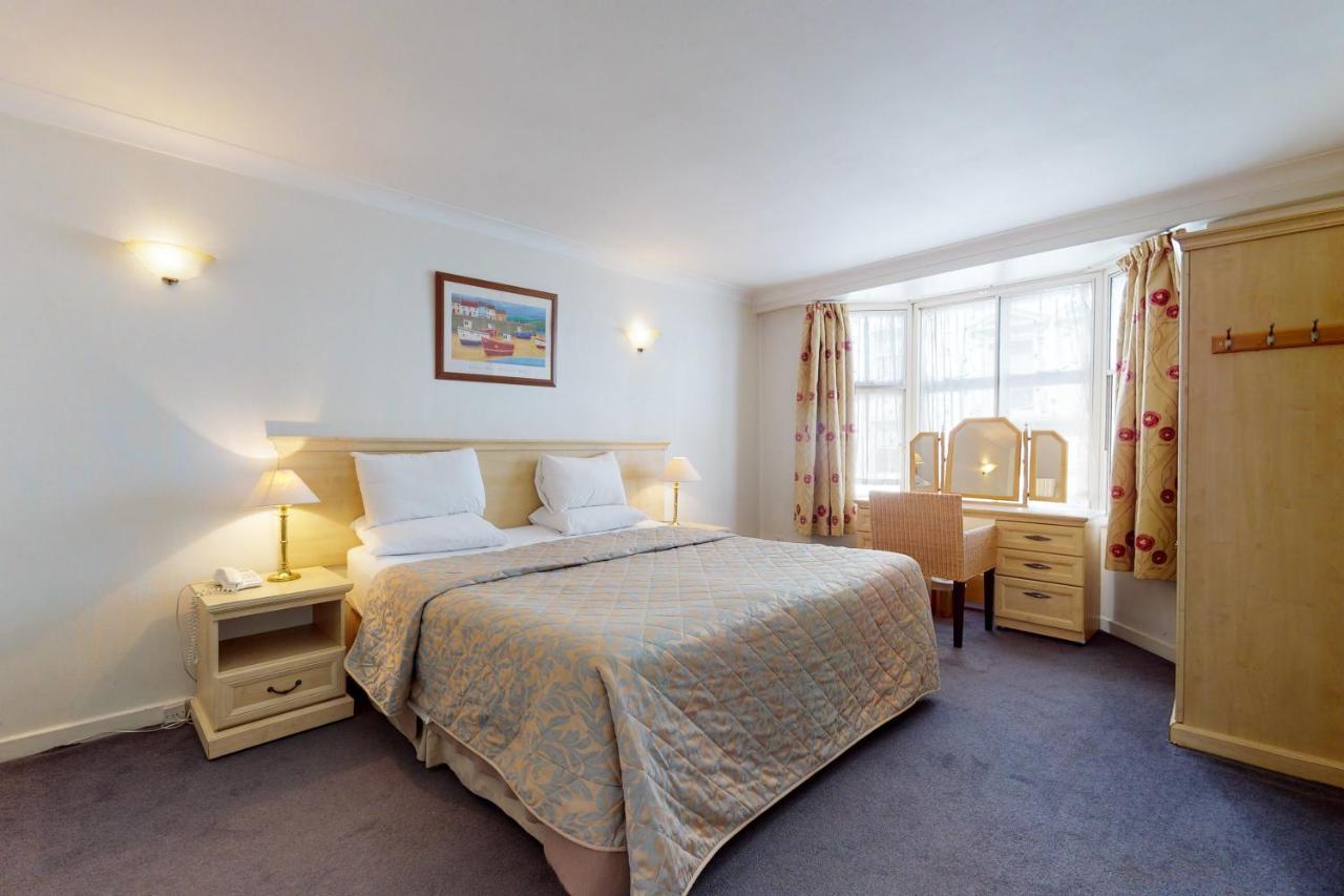 Hertford Court Лондон Экстерьер фото