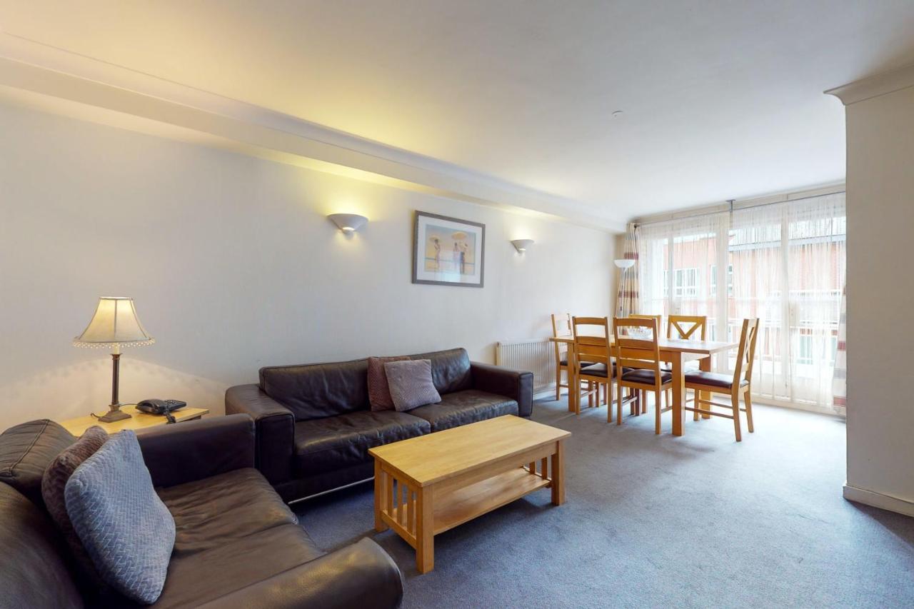 Hertford Court Лондон Экстерьер фото