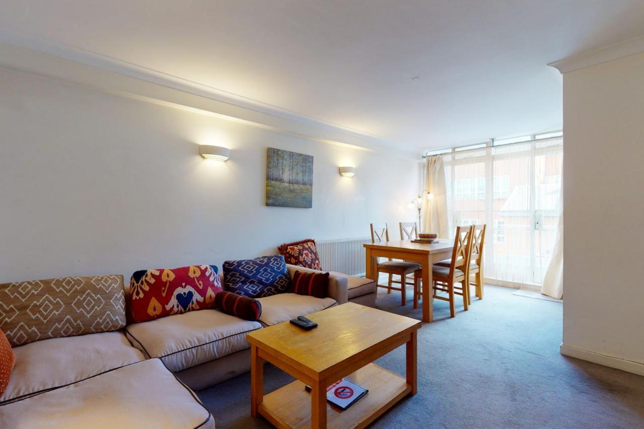 Hertford Court Лондон Экстерьер фото