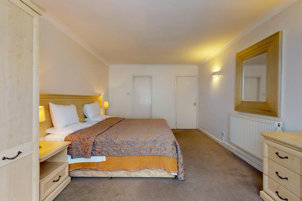 Hertford Court Лондон Экстерьер фото